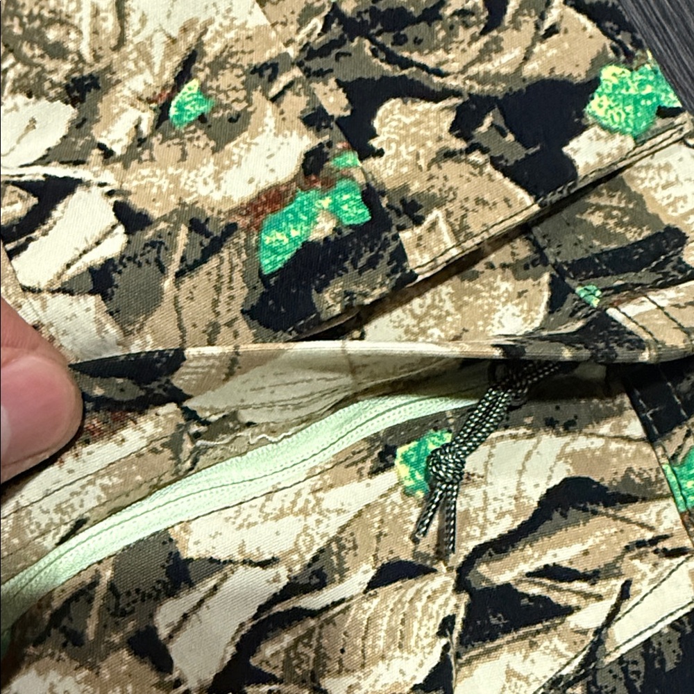 Nike ACG Men's Camouflage Cargo Pants - Picture 5 of 12